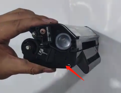 奔图打印机m6202w怎么加墨粉