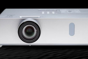 松下bx440c投影仪开机绿灯亮没画面