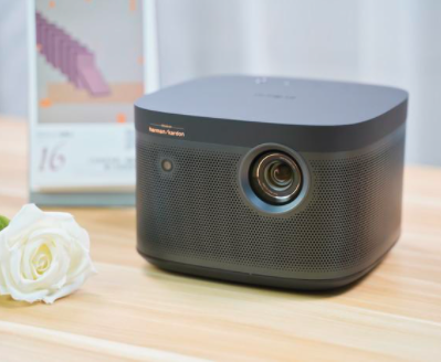 极米new z8x怎么缩放画面大小