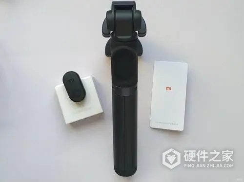 小米支架式自拍杆怎么立起来