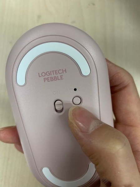 罗技m336蓝牙鼠标怎么连接电脑