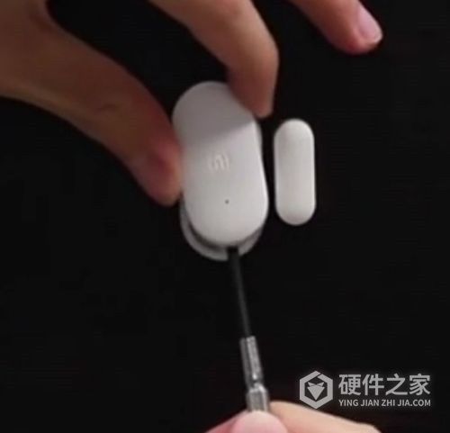 小米门窗传感器怎么换电池