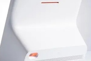 天猫精灵cc10电池版和普通版区别