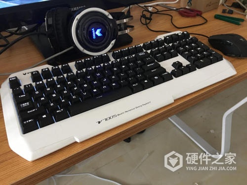 雷柏v100s键盘灯怎么关