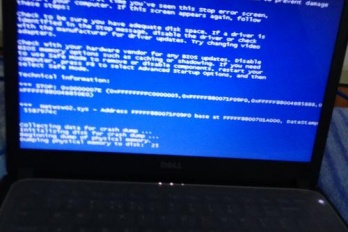 电脑只在玩游戏时蓝屏怎么办