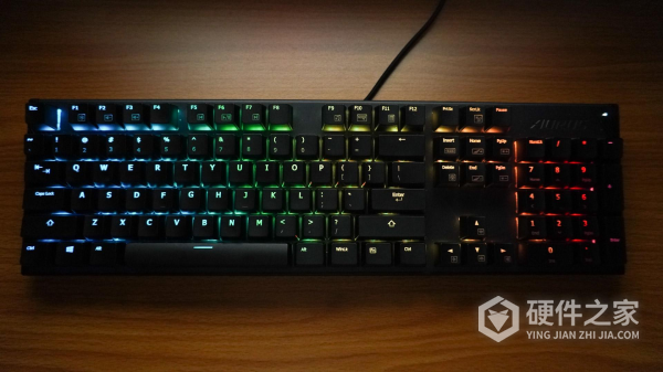 技嘉AORUS THUNDER K7键盘驱动