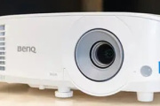 明基e520投影仪怎么样把图像反转