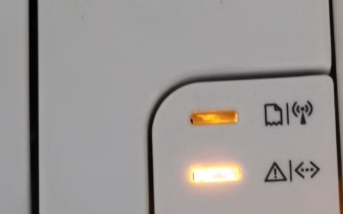 奔图p2206nw亮黄灯是什么原因