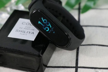 小米手环5nfc版支持苹果吗