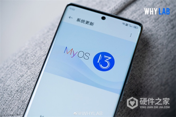 努比亚 Z50「青屿」配色真机图赏