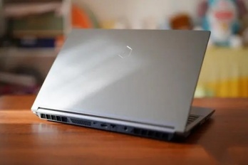 机械革命极光Pro游戏本怎么样