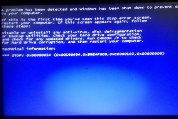 技嘉B85MD2V运行3Dmax蓝屏如何解决