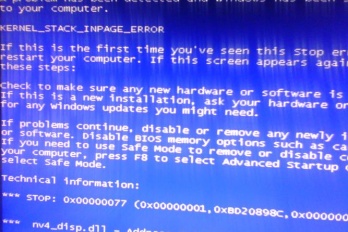 怎么解决win10误删注册表开机蓝屏