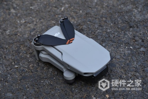 大疆mini 2se满电能飞多远