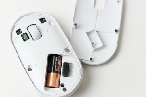 罗技pebble怎么换电池