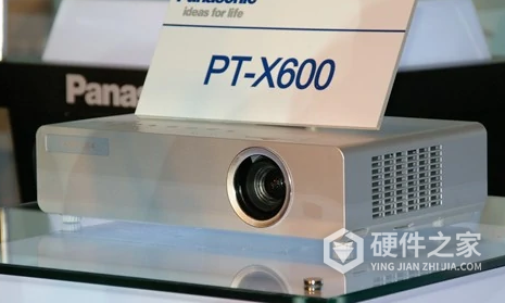 松下ptx600投影机怎么翻转图像