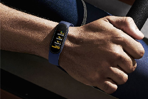 小米手环5nfc怎么控制智能家居