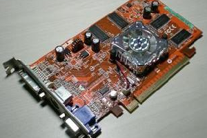 华硕AMD系列 EAX1600XT SILENT/TVD/256M显卡驱动