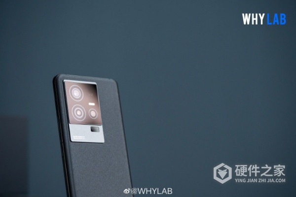 iQOO11标准版「赛道版」真机图赏