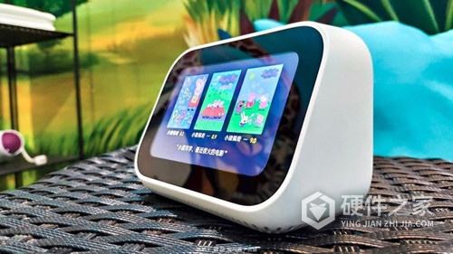 小爱触屏音箱可以安装app吗