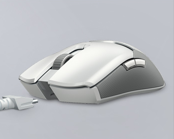 雷蛇八岐大蛇v2怎么充电