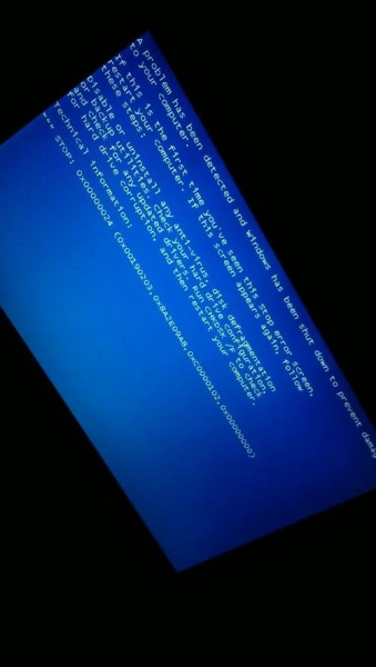 win7自动更新后启动进去桌面就蓝屏怎么办