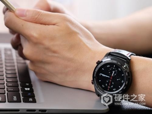 华为手表watch 2 pro怎么插卡