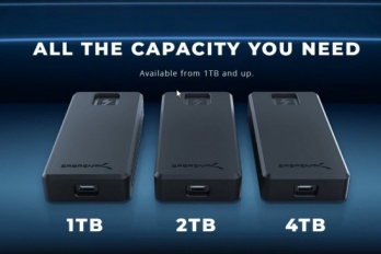 “雷电5移动固态硬盘”性能介绍