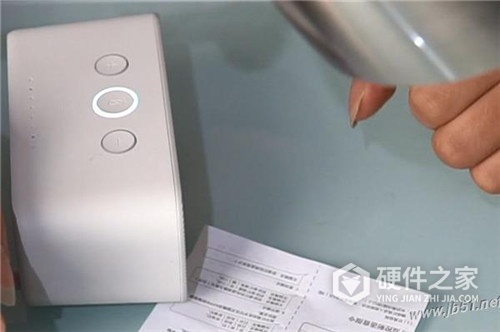 天猫精灵方糖如何控制智能灯泡？