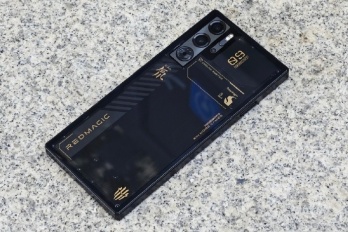 红魔9pro前置摄像头怎么打开