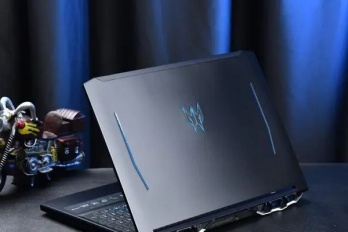 掠夺者战斧300突然黑屏怎么处理