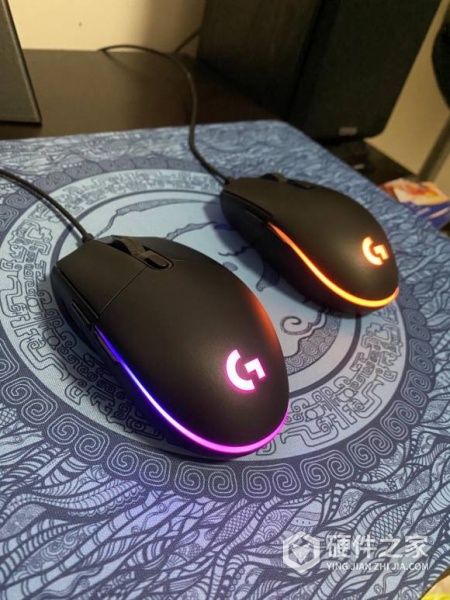 罗技g102一代跟二代什么区别