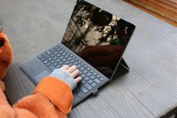 电脑扬声器静音怎么办