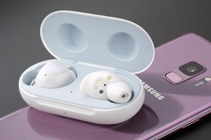 三星budslive如何佩戴