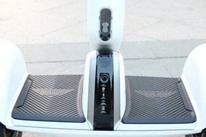 小米九号平衡车plus遥控器如何配对