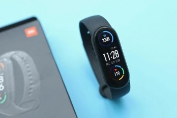 小米手环8nfc公交卡老年卡怎么绑定