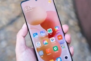 小米civi是曲面屏吗