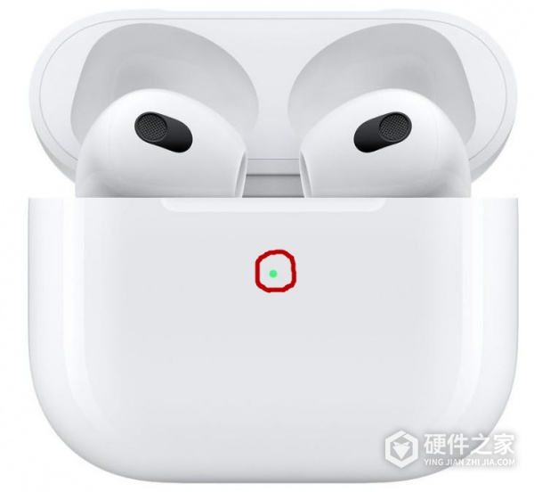 airpods3充电盒指示灯在哪