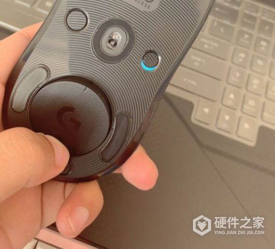 罗技g903配重盖怎么开