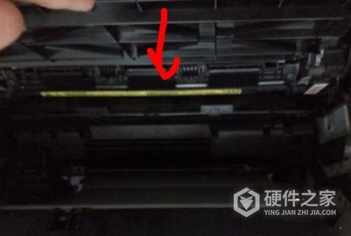 爱普生l4166卡纸怎么拿出来