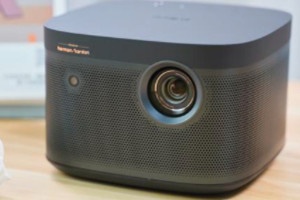 极米new z8x怎么缩放画面大小