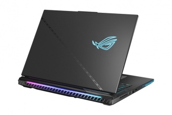 rog枪神7plus是星云原画屏吗