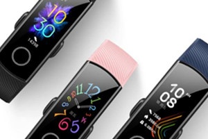 荣耀手环5篮球版怎么调横屏