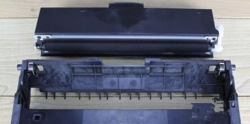 联想小新m7268w怎样换墨粉