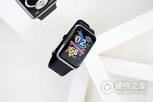 华为watchfitnew屏幕怎么样