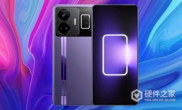 真我gt5pro屏幕哪个厂家的