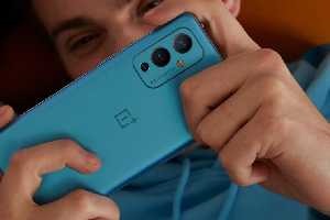 一加9自动微距怎么开