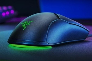 雷蛇毒蝰迷你版适合18cm手吗