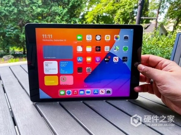 苹果 iPad 折叠屏什么时候发布