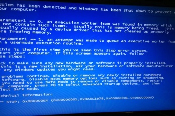 电脑为什么一放音乐和视屏就蓝屏重启